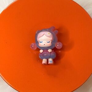 Popmart Pop Bean “Going out with me series” SKULLPANDA 🩷💜🌼